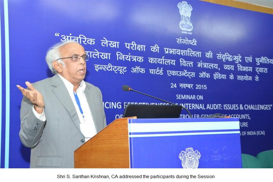 Shri S. Santhan Krishnan, CA addressed the participants during the Session